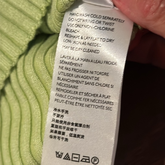 Urban Outfitters ribbed crop top - Picture 7 of 8